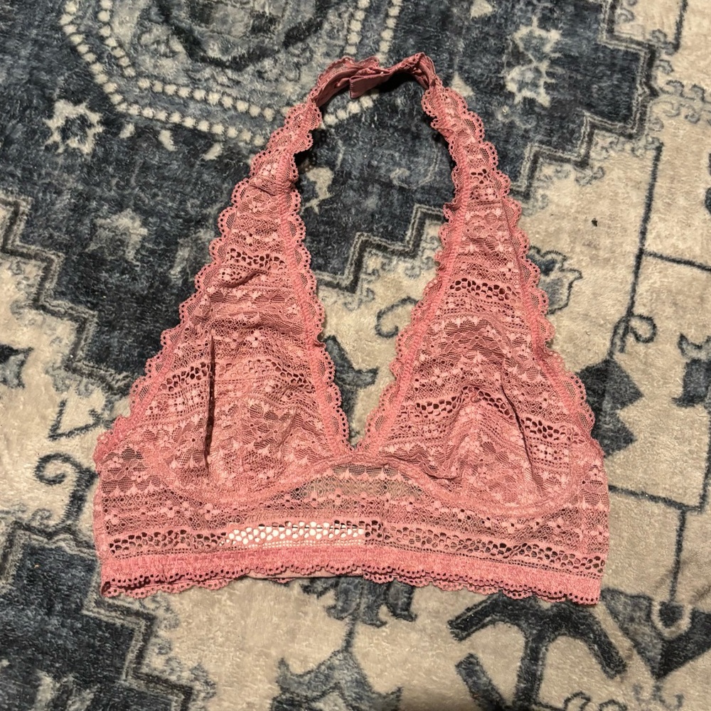 VICTORIA’S SECRET PINK LACE HALTER TOP ADJUSTABLE UNLINED SMALL BRALETTE